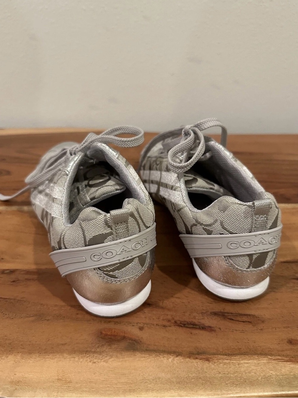 NWOT Coach Women’s Size 6.5 Silver Myla Shoes - Picture 5 of 8